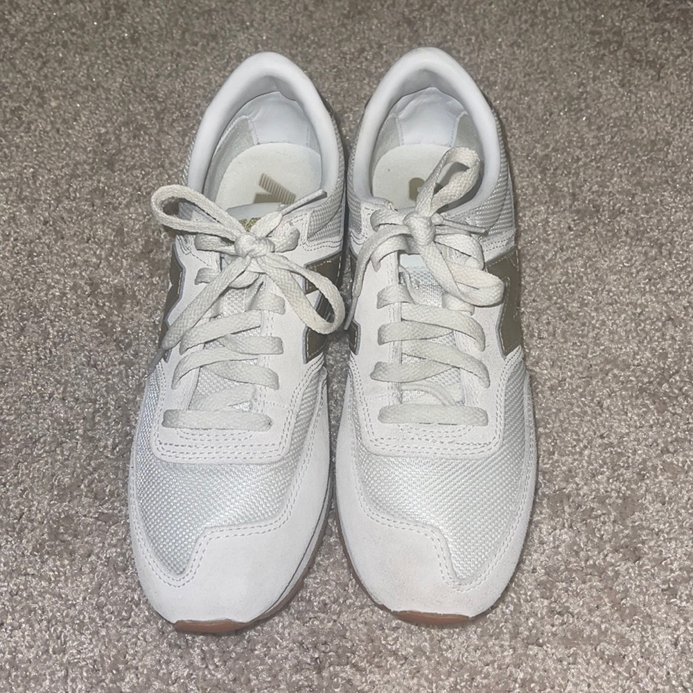 New balance sneakers